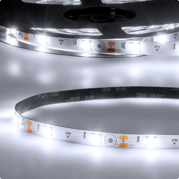 ISOLED LED HEQ860 lente de franjas flexibles 160°, 24V, 17W, IP20, blanco frío